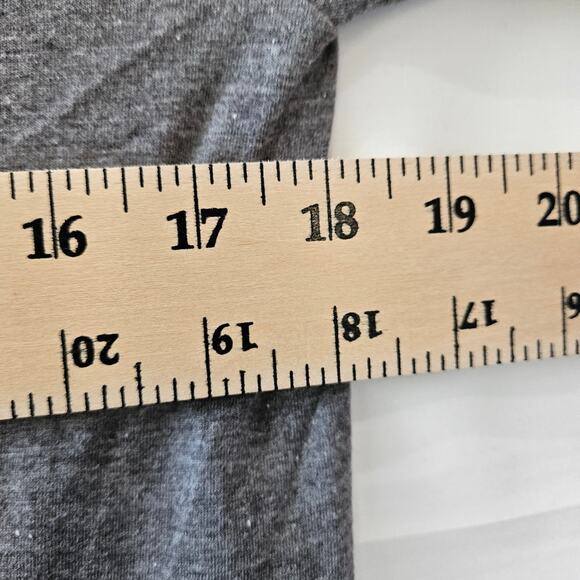 XFL Seattle Dragons 2020 GIII Sports Short Sleeve Gray Football Size Small - Picture 7 of 8